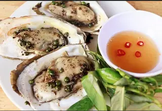 Hình ảnh Hàu nướng tiêu xanh