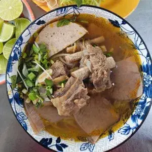 Hình ảnh Bún Bò Huế Sông Hương - Hoàng Sa