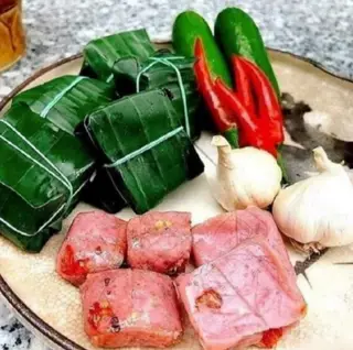 Hình ảnh Nem chua lá ổi