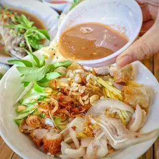 Hình ảnh Bún mắm nêm tai heo