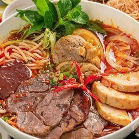 Hình ảnh Bảy Bún Bò & Hủ Tiếu Mực - Đường D5