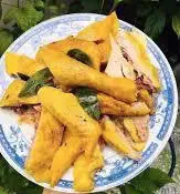 Hình ảnh Gà ủ muối nửa con - hấp nóng