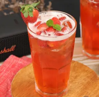 Hình ảnh Trà dâu tươi Đà Lạt size 900ml