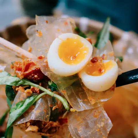 Hình ảnh Bánh Tráng Trộn Muối Mỡ Hành (Trứng)
