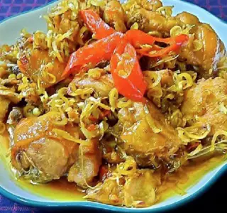 Hình ảnh Gà kho sả ớt
