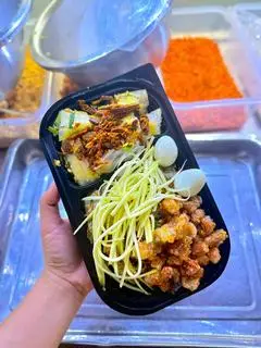 Hình ảnh Combo trộn và cuốn trứng tóp mỡ