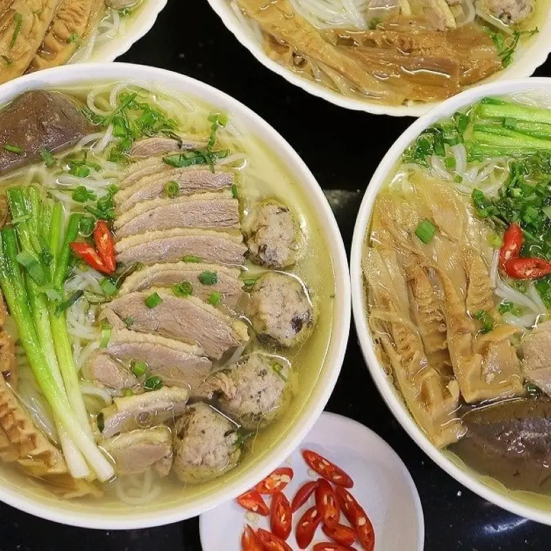 Hình ảnh Bún ngan đùi