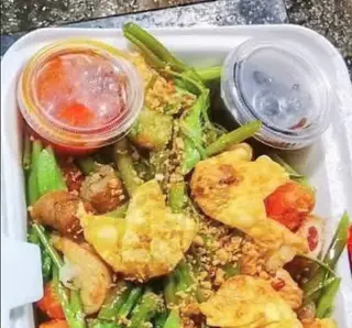 Hình ảnh Cá viên sốt mắm tỏi