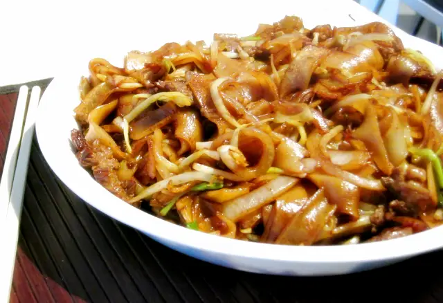 Hình ảnh Hủ tiếu xào bò