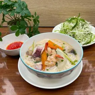 Hình ảnh Combo 3 - ba người dùng (3 tô bún hoặc 3 tô bánh canh)