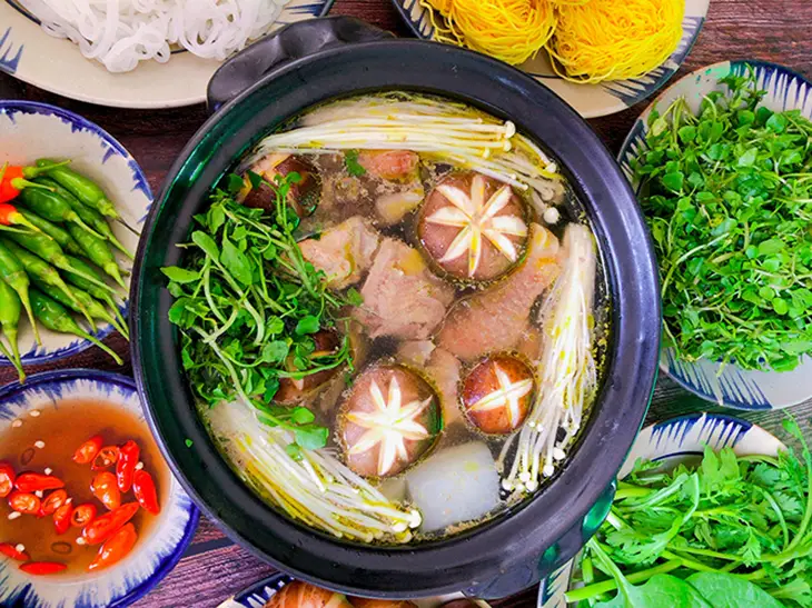 Hình ảnh Lẩu gà nấm
