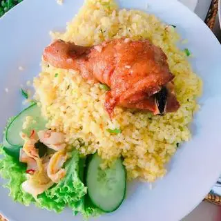 Hình ảnh Cơm đùi gà xối mỡ