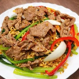 Hình ảnh Mì xào bò rau củ