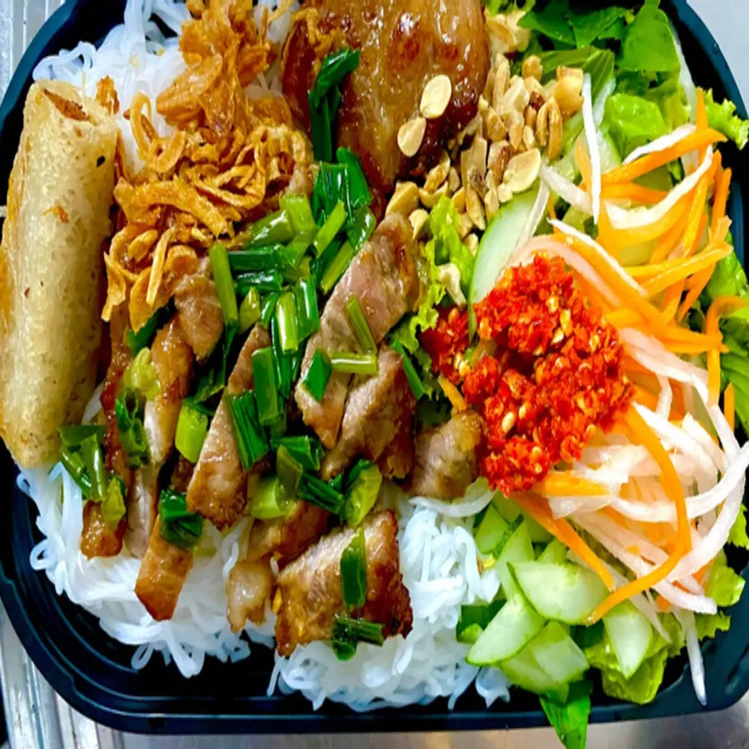 Hình ảnh Bếp Nhà Win - Bún Thịt Nướng & Cơm Thịt Nướng - Nguyễn Văn Quá