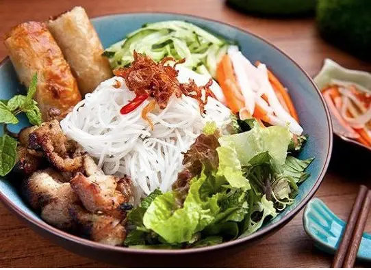Hình ảnh Bún chả giò