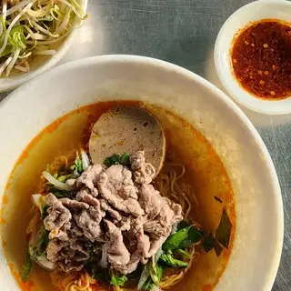 Hình ảnh Mì sợi phở tái chả