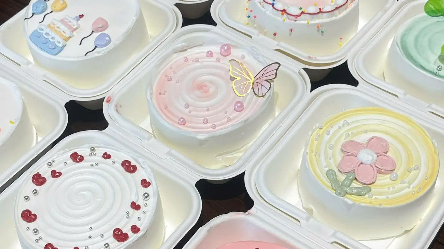 Hình ảnh Bánh Kem Ít Ngọt SG & Bánh Mì Mặn Ngọt - Phan Văn Hân