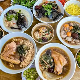 Hình ảnh Mỳ trứng non tần ngải cứu
