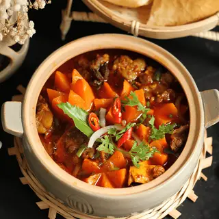 Hình ảnh Mì tươi bò kho - tô đặc biệt