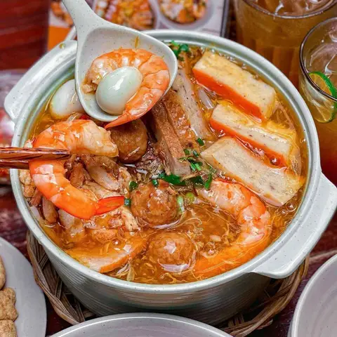 Hình ảnh BÒ KHO, SỦI CẢO & MÌ TRỘN ĐÀI LOAN - CÔ LÝ - Huỳnh Tấn Phát