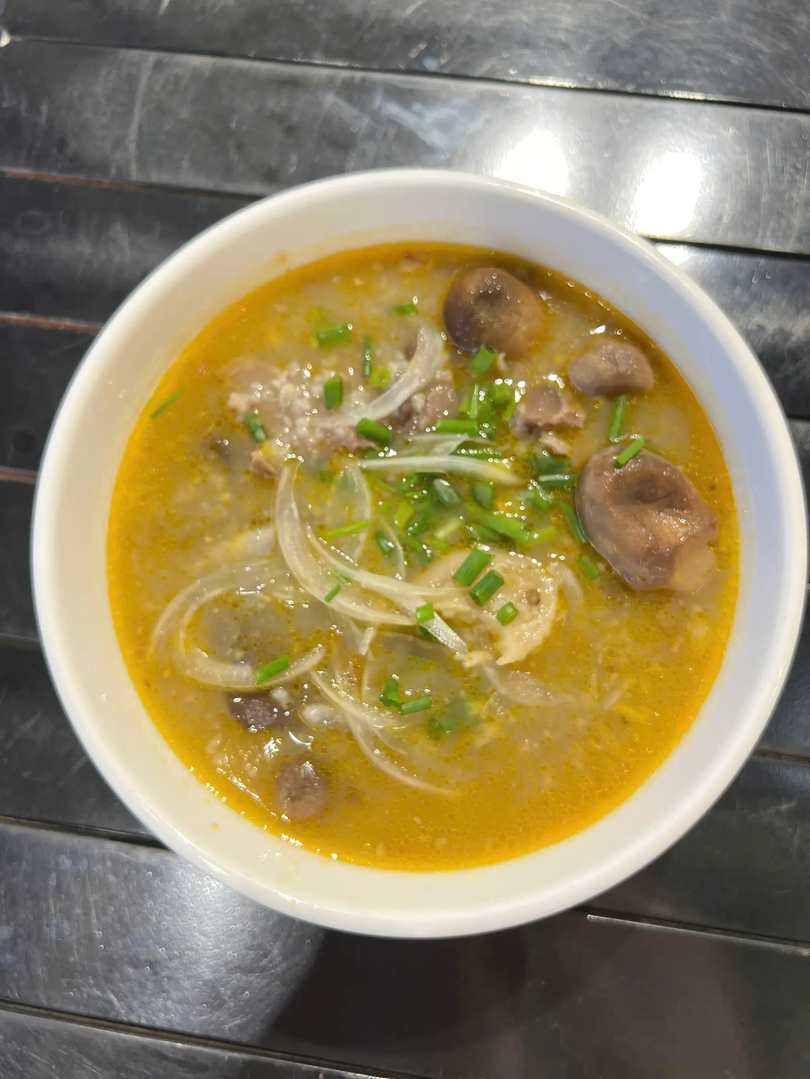 Hình ảnh Cháo lòng bò - tái