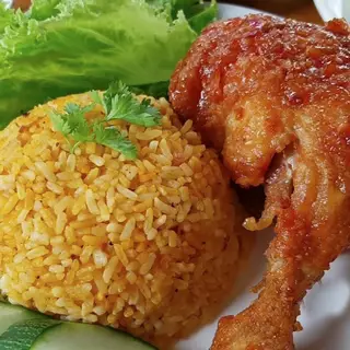 Hình ảnh Combo 2 cơm đùi gà mắm tỏi