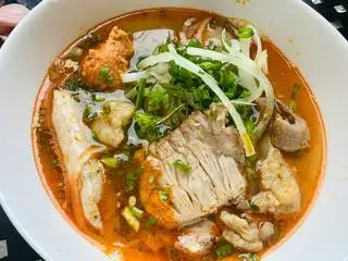 Hình ảnh Bún bò tô thường