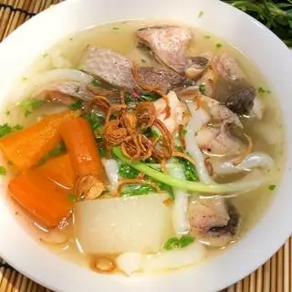 Hình ảnh Bánh canh cá lóc tô thường