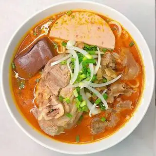 Hình ảnh Bún bò giò chả