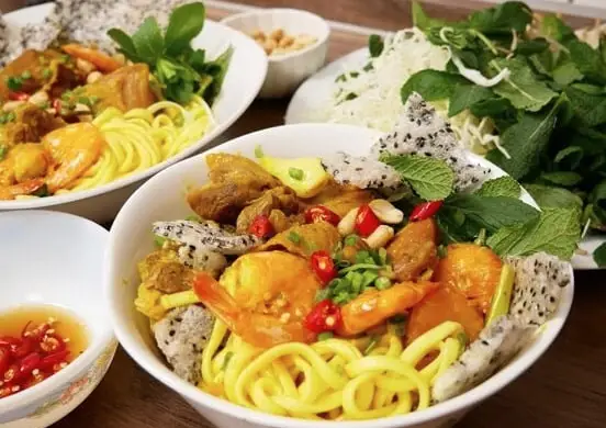 Hình ảnh Mì quảng đặc biệt