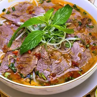 Hình ảnh Bún bò nạm