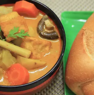 Hình ảnh Cà ri bánh mì chay