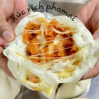 Hình ảnh Bánh bao xúc xích phô mai