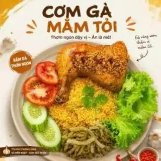 Hình ảnh Cơm gà góc tư đùi gà mắm tỏi