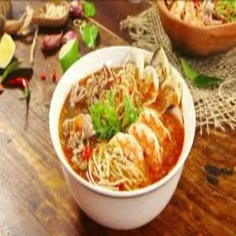 Hình ảnh RAZ THÁI - Bún Thái, Mì Cay & Mì Trộn - Dương Quảng Hàm