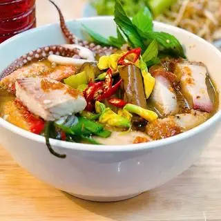 Hình ảnh Bún mắm - tô đặc biệt