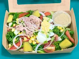 Hình ảnh Salad cá ngừ sốt mù tạt