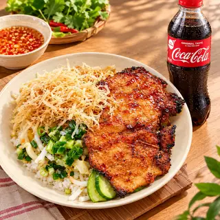 Hình ảnh Cơm tấm sườn bì - Coca