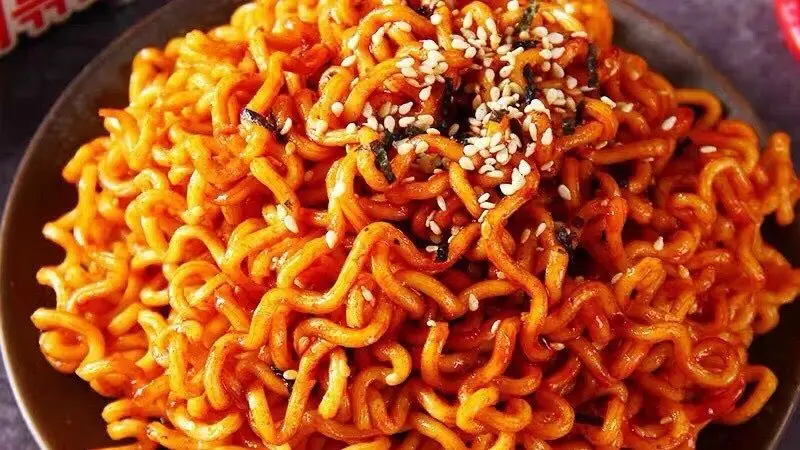 Hình ảnh Mì trộn Siukay thập cẩm