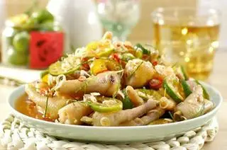 Hình ảnh Chân gà sả tắc