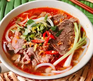 Hình ảnh Bún bò tái nạm