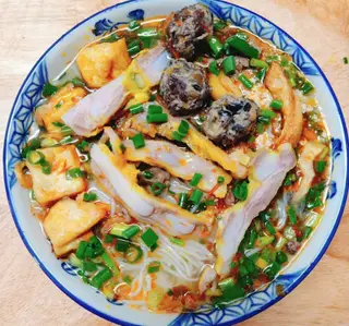 Hình ảnh Bún riêu sụn - mọc