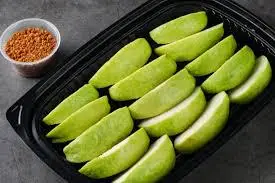 Hình ảnh Ổi gọt sẵn