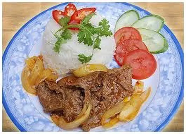 Hình ảnh Cơm bò xào hành tây