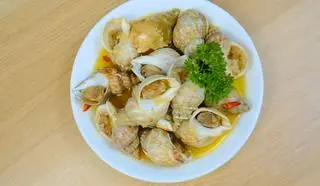 Hình ảnh Ốc bulot nướng bơ tỏi