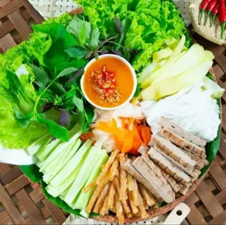 Hình ảnh Nem nướng Nha Trang - Suất lớn