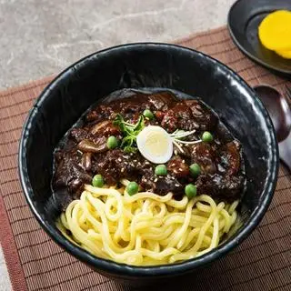 Hình ảnh Mì tương đen