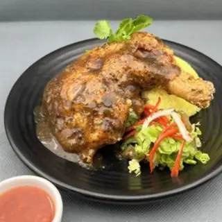 Hình ảnh The Gangs Chicken sốt tiêu