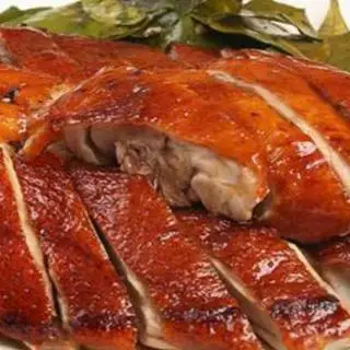 Hình ảnh Vịt nướng lá mắc mật 1 con