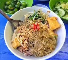 Hình ảnh Miến cua trộn chả cá,giò tai